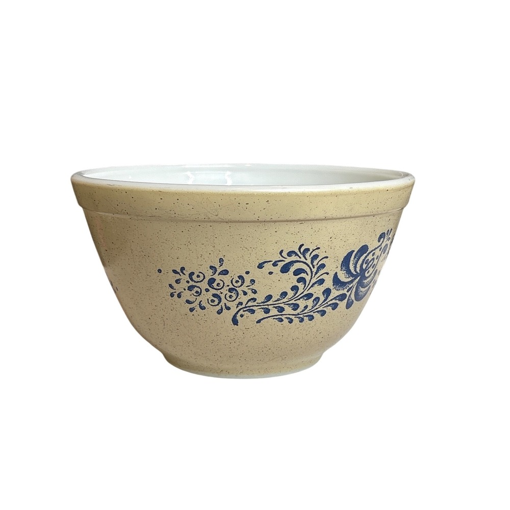 Vintage Pyrex Homestead Mixing Bowl Beige Blue‎ Floral Speckled Collectible